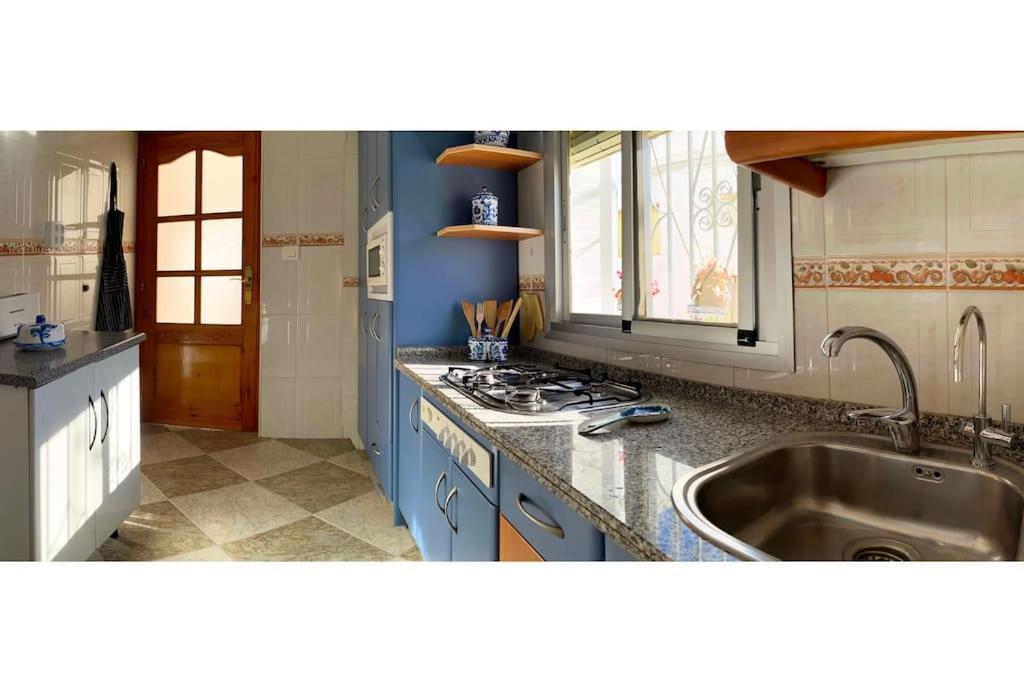 Encantadora Casa Andaluza ซาโลเบรญา ภายนอก รูปภาพ